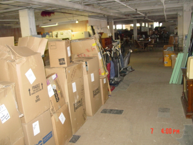 Grossman Auction Pictures From February 24, 2007 - 1305 W 80th St. Cleveland, OH<